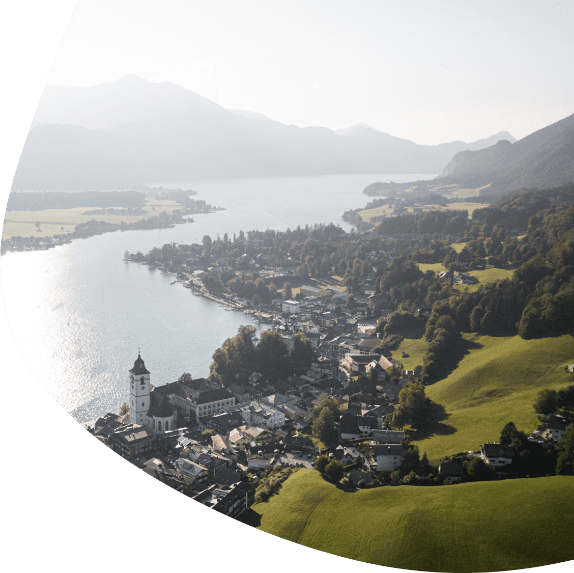 St.Wolfgang mit dem Wolfgangsee im Salzkammergut © Oberösterreich Tourismus | Wolfgangsee | Moritz Ablinger
