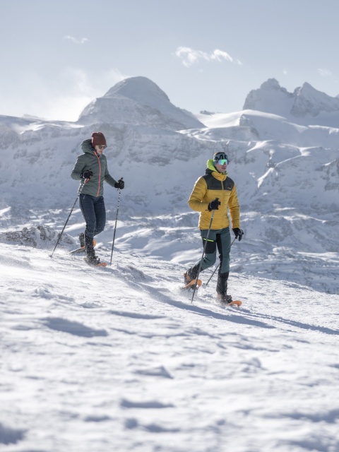 Schneeschuhwanderung in Österreich © Oberösterreich Tourismus | Dachstein Salzkammergut | Michael Grössinger
