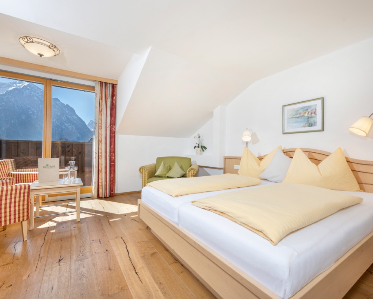 Gemütliches Doppelbettzimmer im Hotel Kleefeld, Österreich